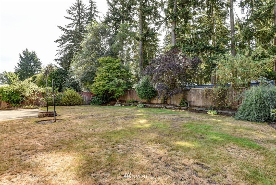 4309 Northeast 17th Street Renton, WA 98059 - Photo 24 of 25