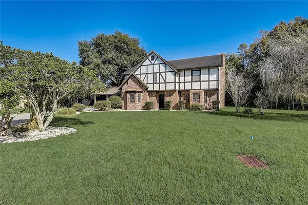 $670,000 | 2540 Albany Drive, Kissimmee, FL 34758