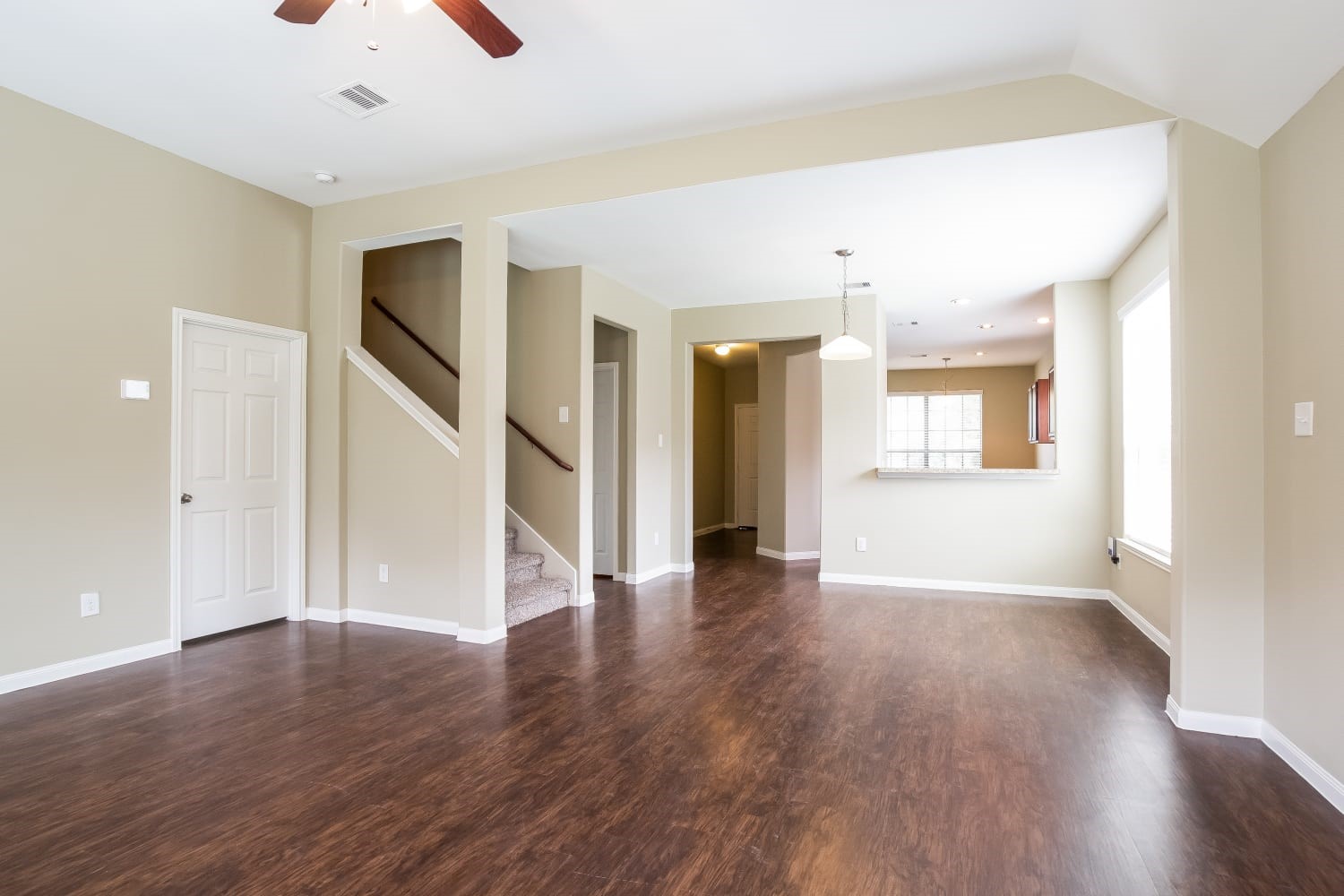 13433 Raintree Drive Montgomery, TX 77356 - Photo 3 of 18