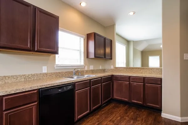 $1,799 | 13433 Raintree Drive, Montgomery, TX 77356