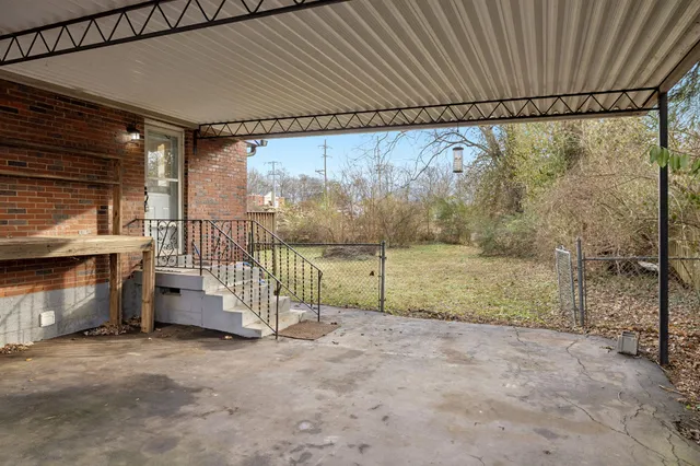 a view of outdoor space