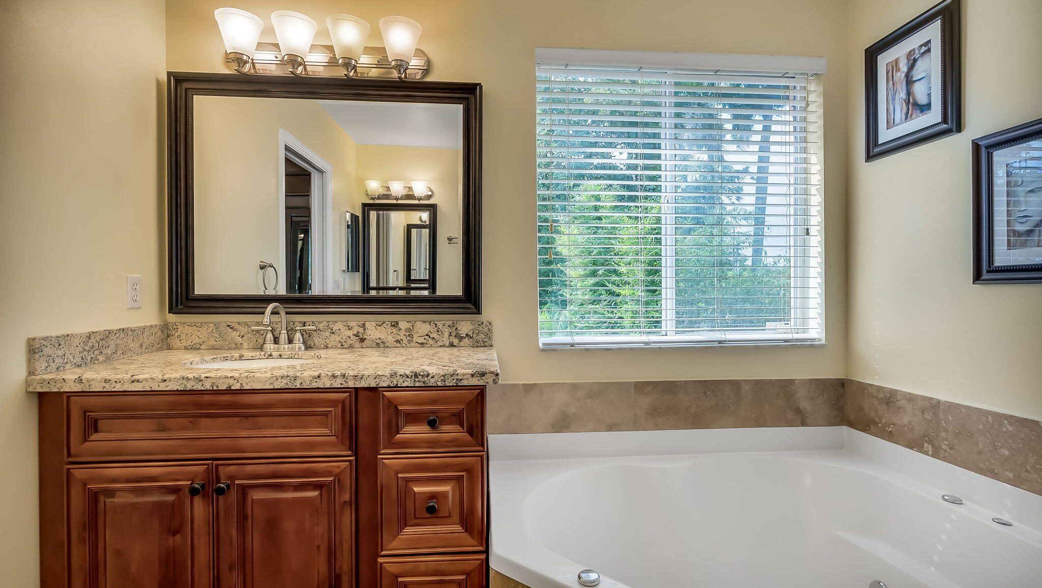 2510 Rampart Way South Hollywood, FL 33026 - Photo 18 of 33 44-web-or-mls-DSC08953