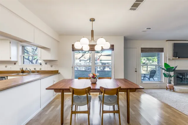 $3,900 | 4002 Biscay Drive, Austin, TX 78759