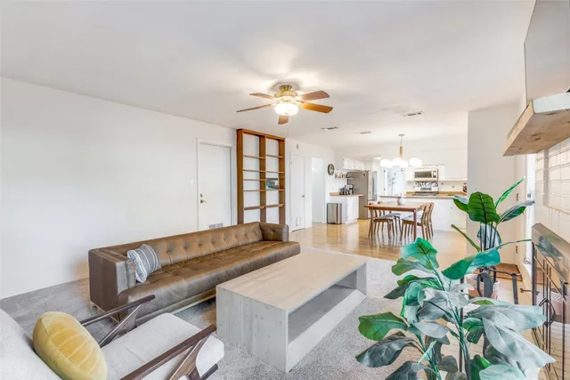 $3,900 | 4002 Biscay Drive, Austin, TX 78759