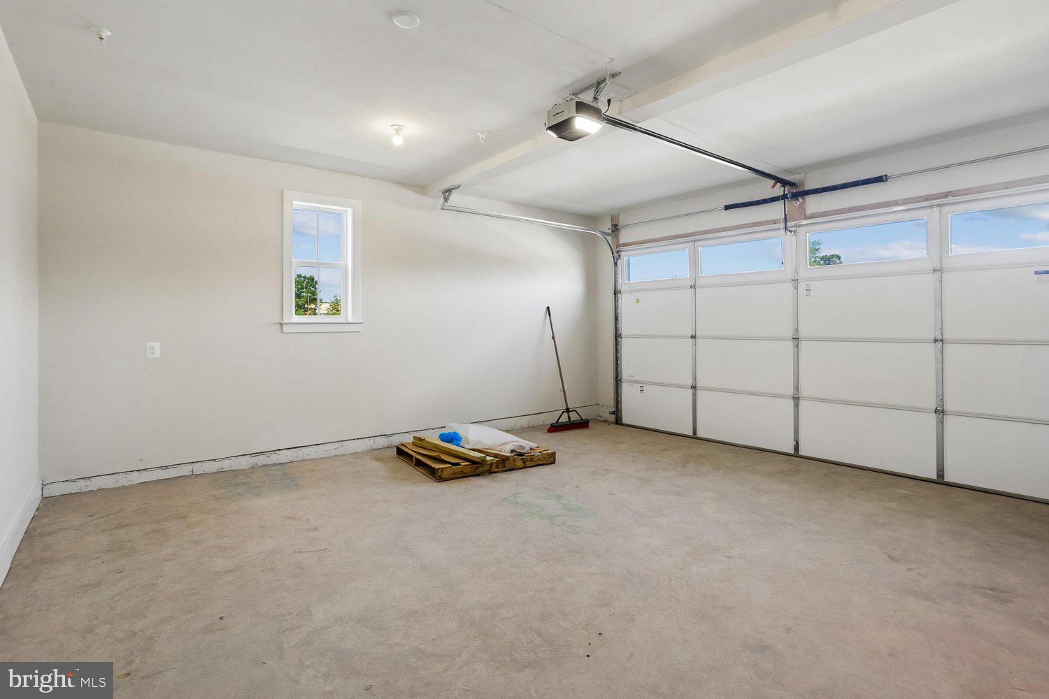 209 Allen Lane Poolesville, MD 20837 - Photo 42 of 74 Garage