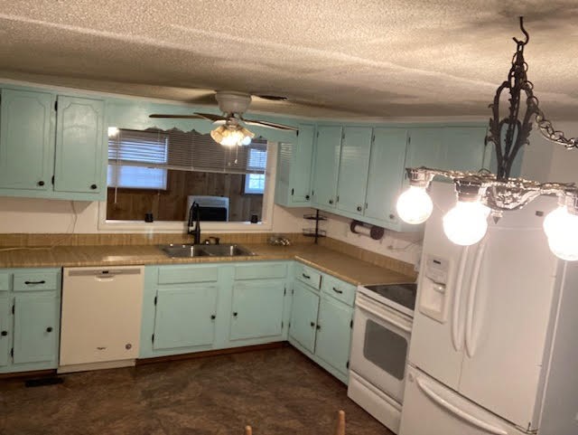 119 Flatrock Road Honea Path, SC 29654 - Photo 3 of 12 kitchen