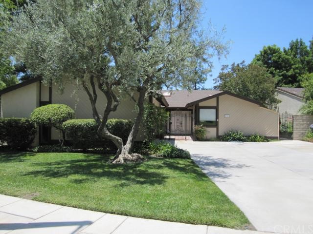 536 Vía La Paloma Riverside, CA 92507 - Photo 1 of 1