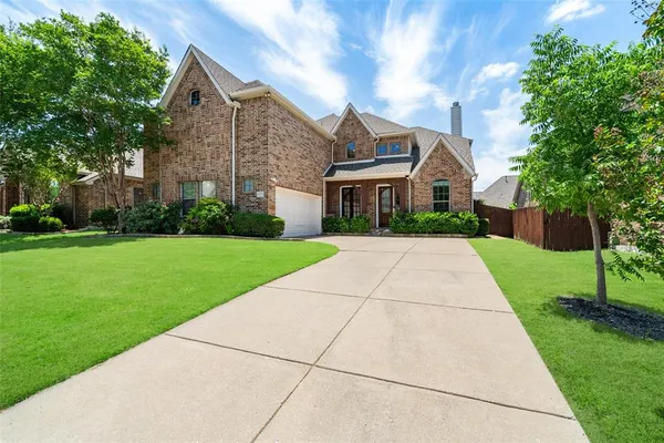 $689,900 | 9857 Avalon Drive, Frisco, TX 75035