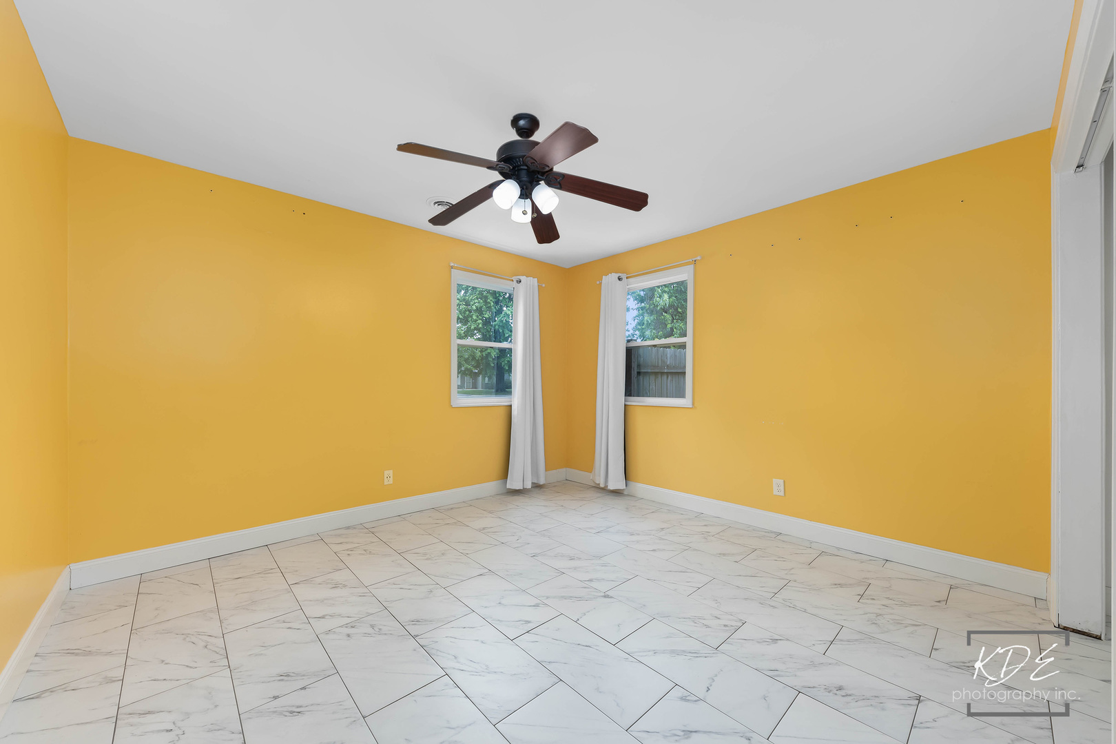 1108 Karner Drive Joliet, IL 60433 - Photo 4 of 23