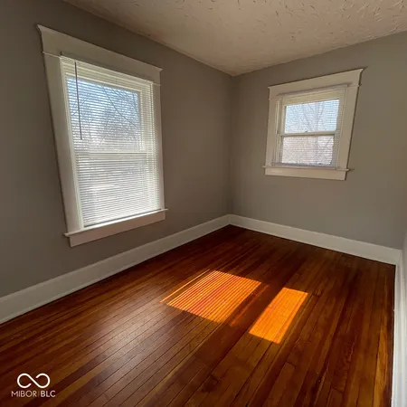 $1,250 | 854 North Tacoma Avenue, Indianapolis, IN 46201