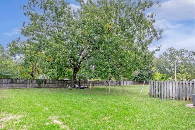 $1,200 | 804 West Anderson Street, Selma, NC 27576