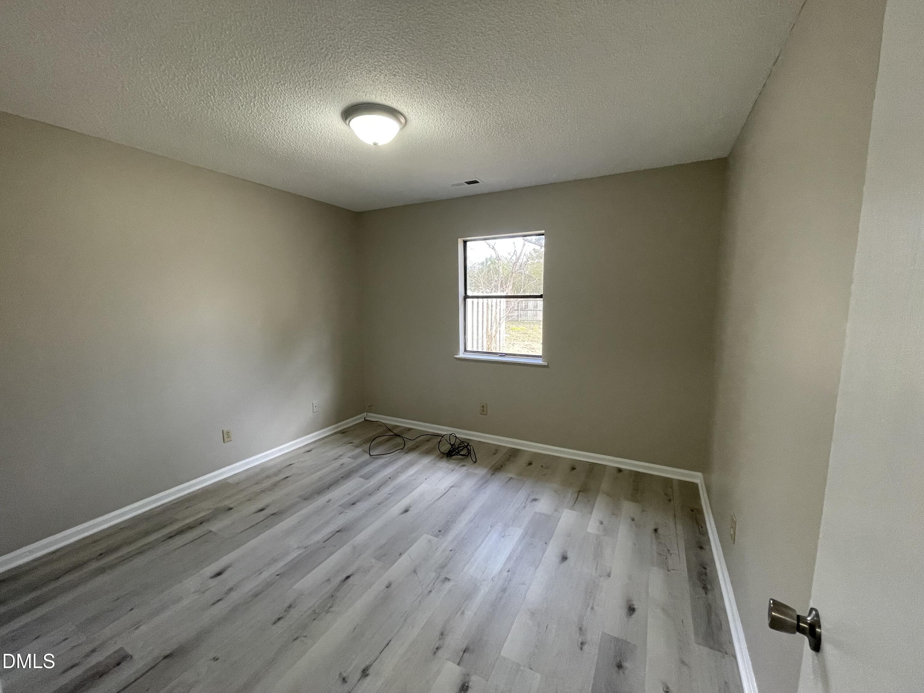 804 West Anderson Street Selma, NC 27576 - Photo 5 of 9 804-NRBR1