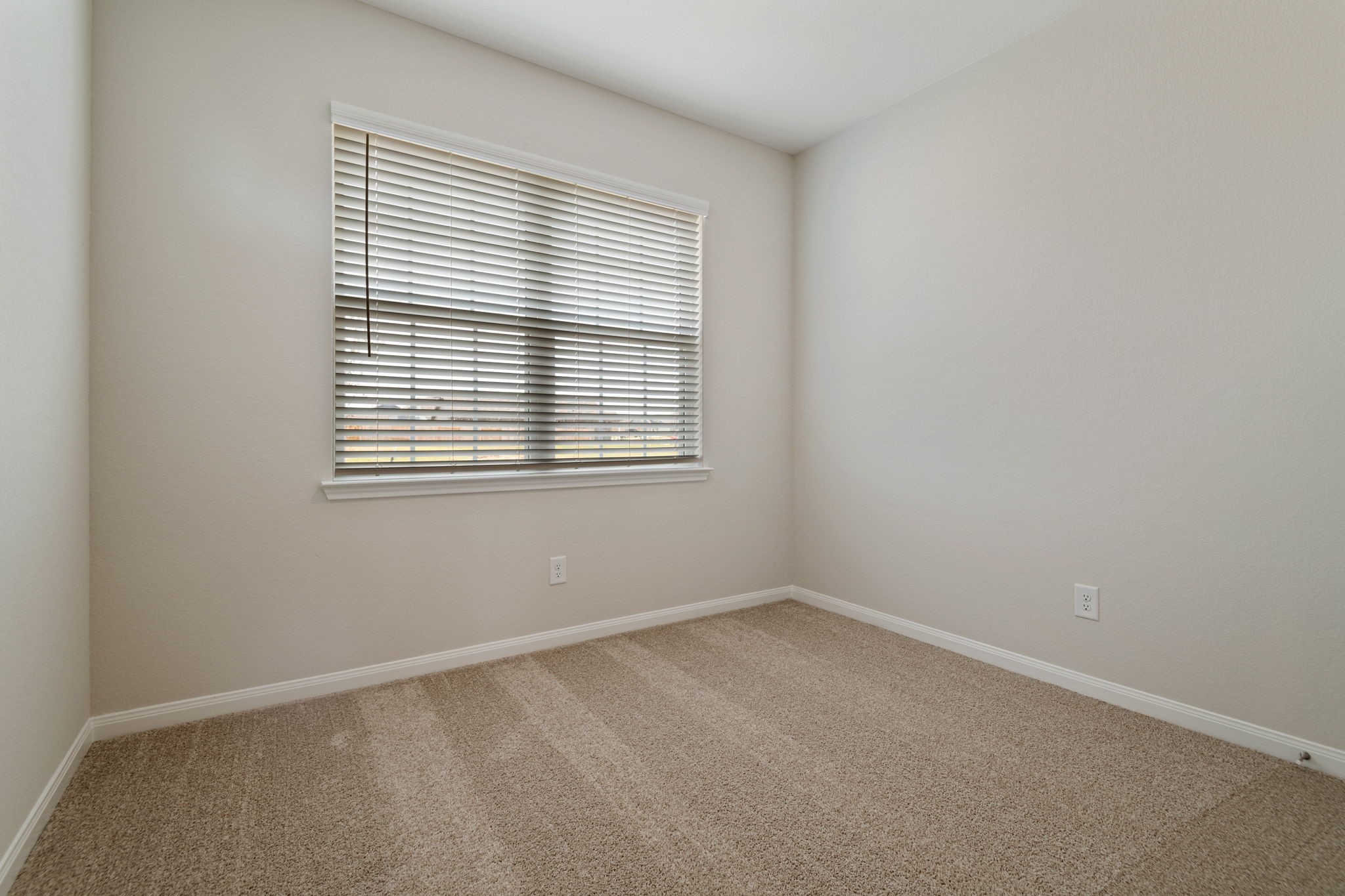 680 Rusted Spur Way Waller, TX 77484 - Photo 13 of 21 Gallery Image 13