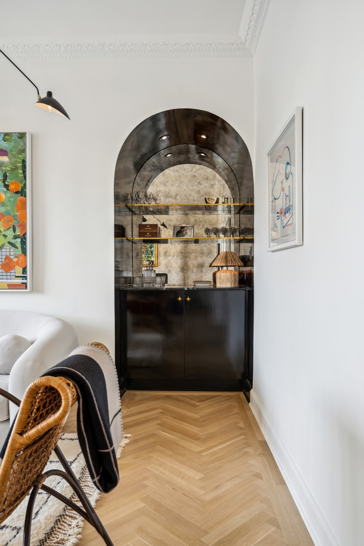 3100 North Sheridan Road, Unit 14B Chicago, IL 60657 - Photo 11 of 50