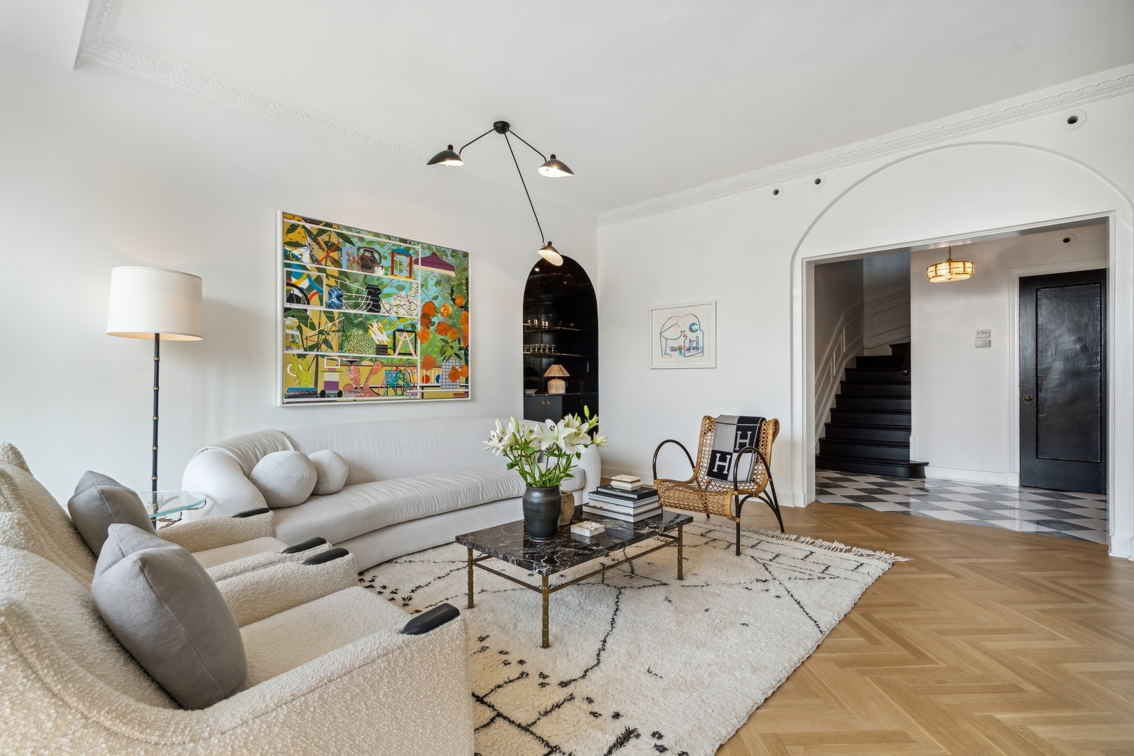 3100 North Sheridan Road, Unit 14B Chicago, IL 60657 - Photo 8 of 50 a living room with furniture and wooden floor