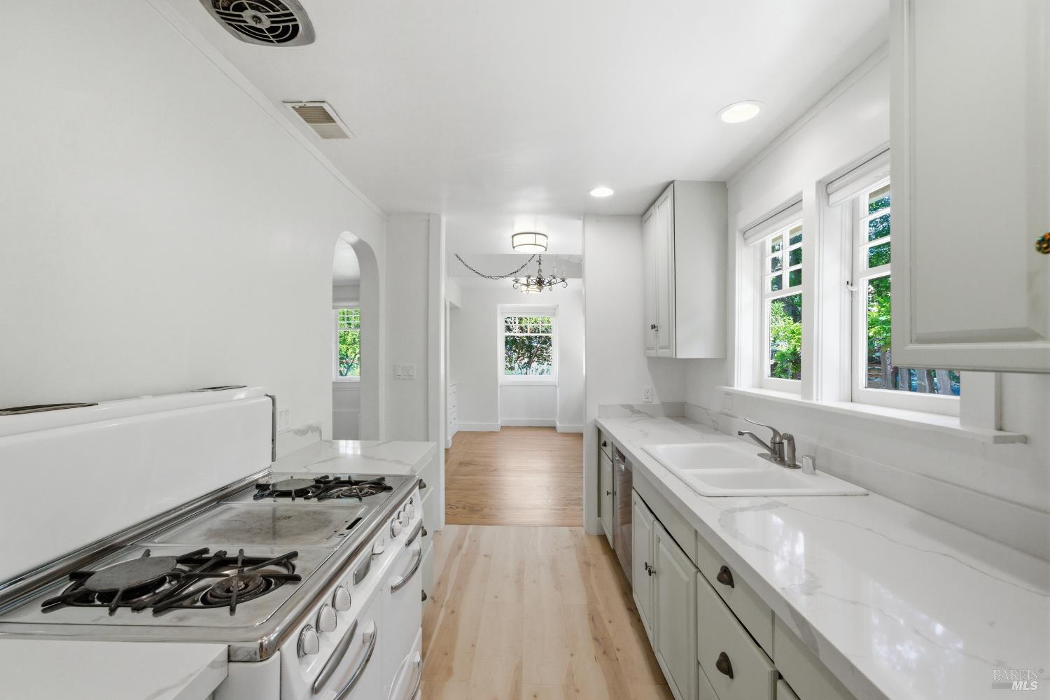 7 Marin Road Fairfax, CA 94930 - Photo 11 of 33