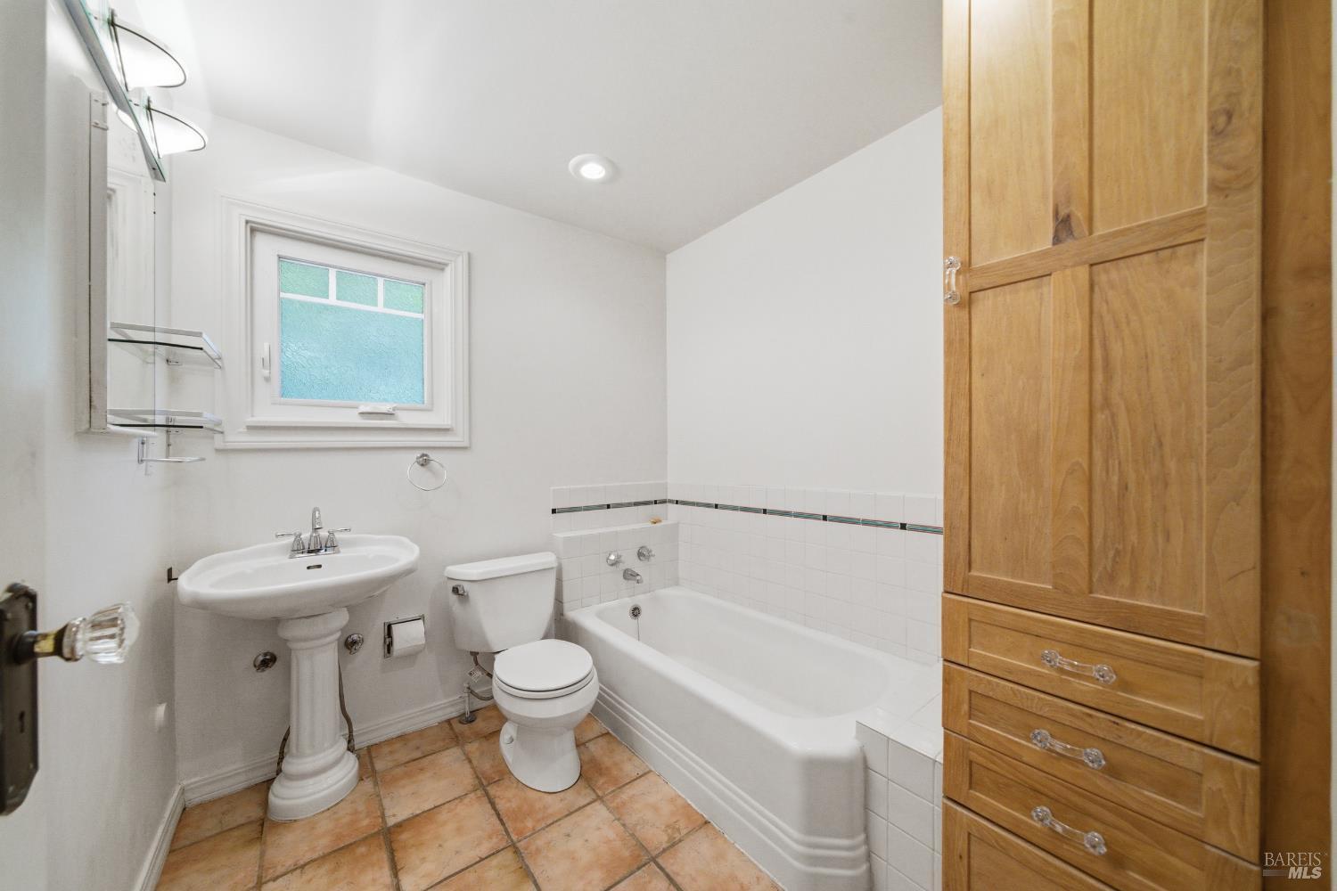 7 Marin Road Fairfax, CA 94930 - Photo 12 of 33