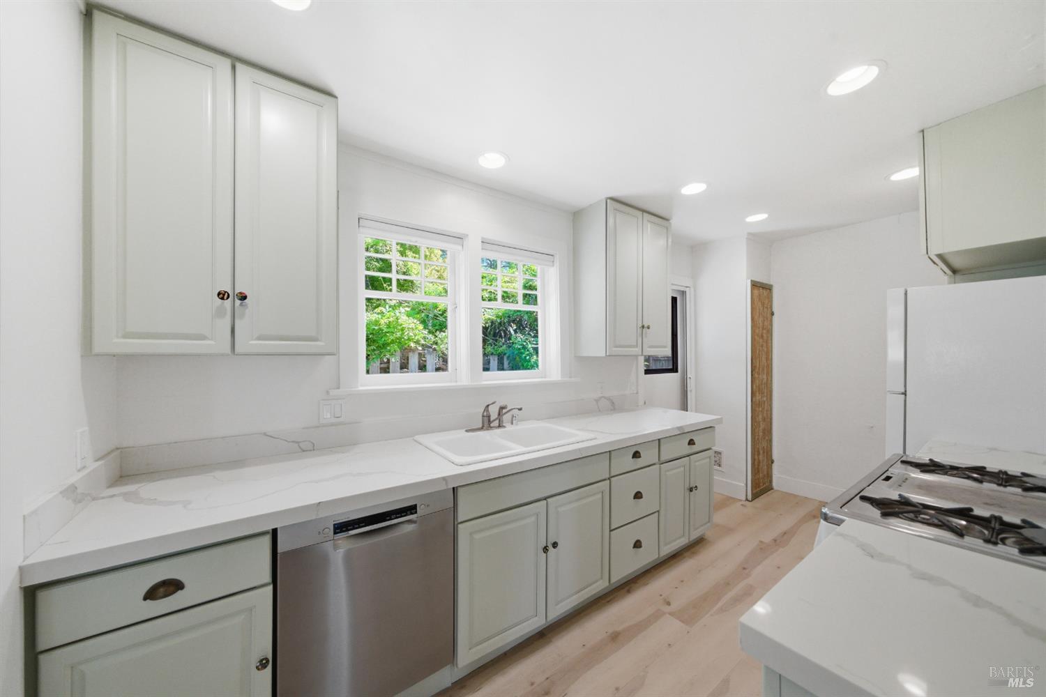 7 Marin Road Fairfax, CA 94930 - Photo 10 of 33