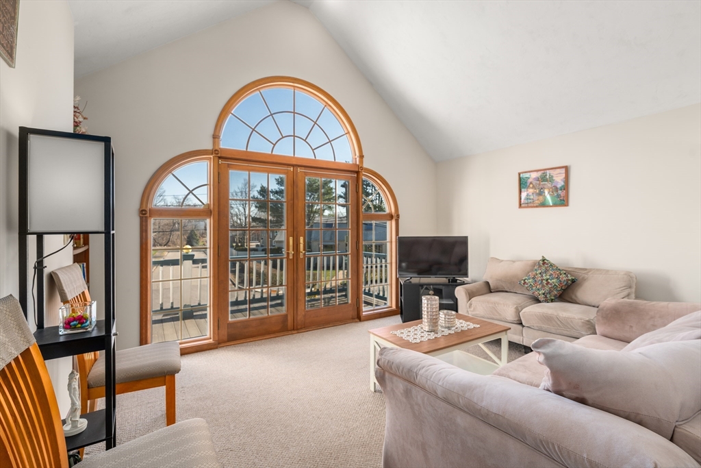 113 Temple Road Waltham, MA 02452 - Photo 21 of 35
