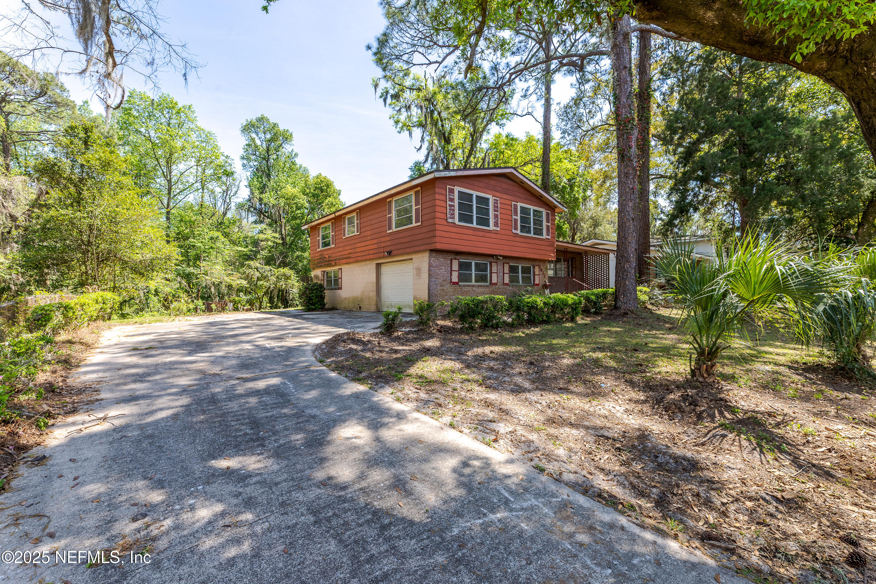 1811 Mills Road Jacksonville, FL 32216 - Photo 3 of 30 1811-3