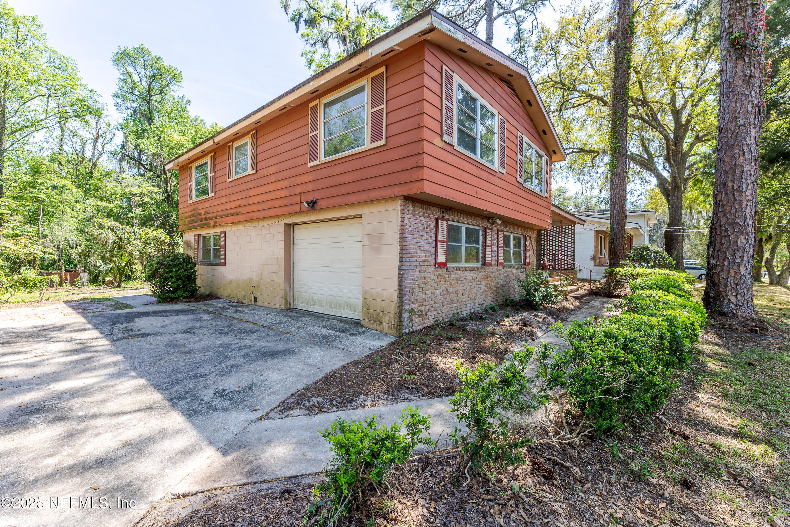 1811 Mills Road Jacksonville, FL 32216 - Photo 4 of 30 1811-4
