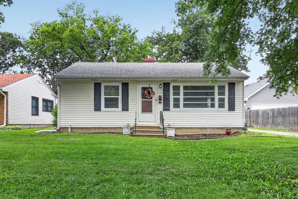 $249,900 | 152 Tilton Park Drive, DeKalb, IL 60115