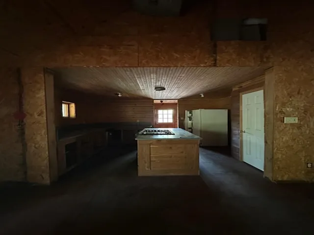 a view of room with an empty space