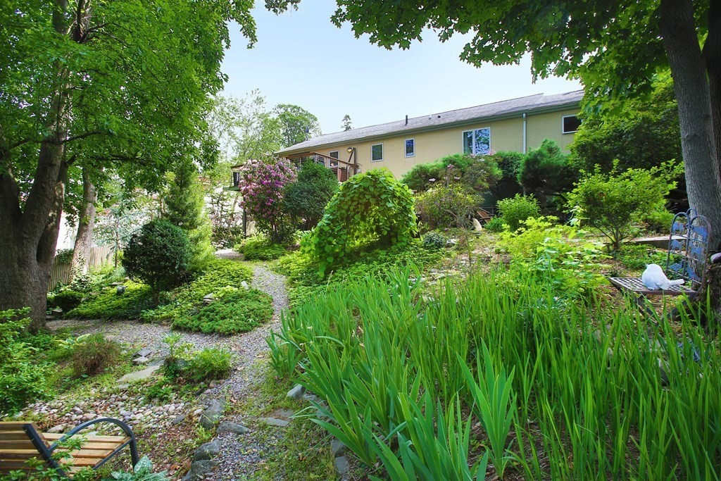 36 Woodland Road Boston, MA 02130 - Photo 9 of 9 Gallery Image 9