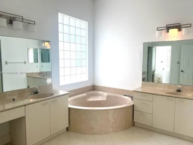 $3,995 | 1561 Northwest 159th Avenue, Pembroke Pines, FL 33028