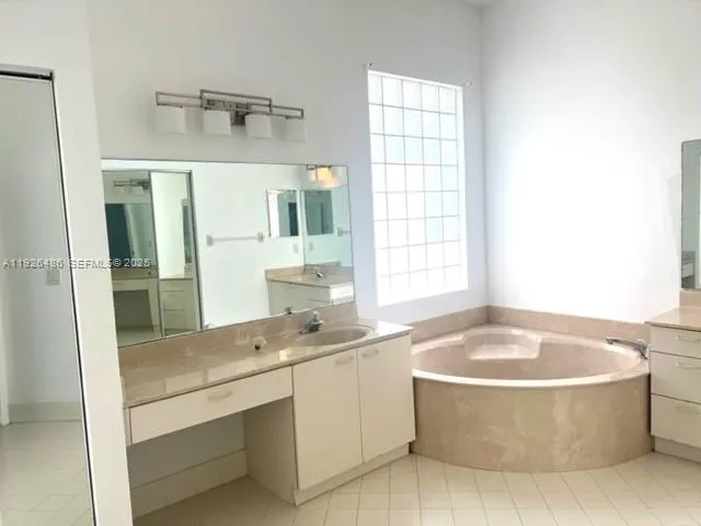 $3,995 | 1561 Northwest 159th Avenue, Pembroke Pines, FL 33028