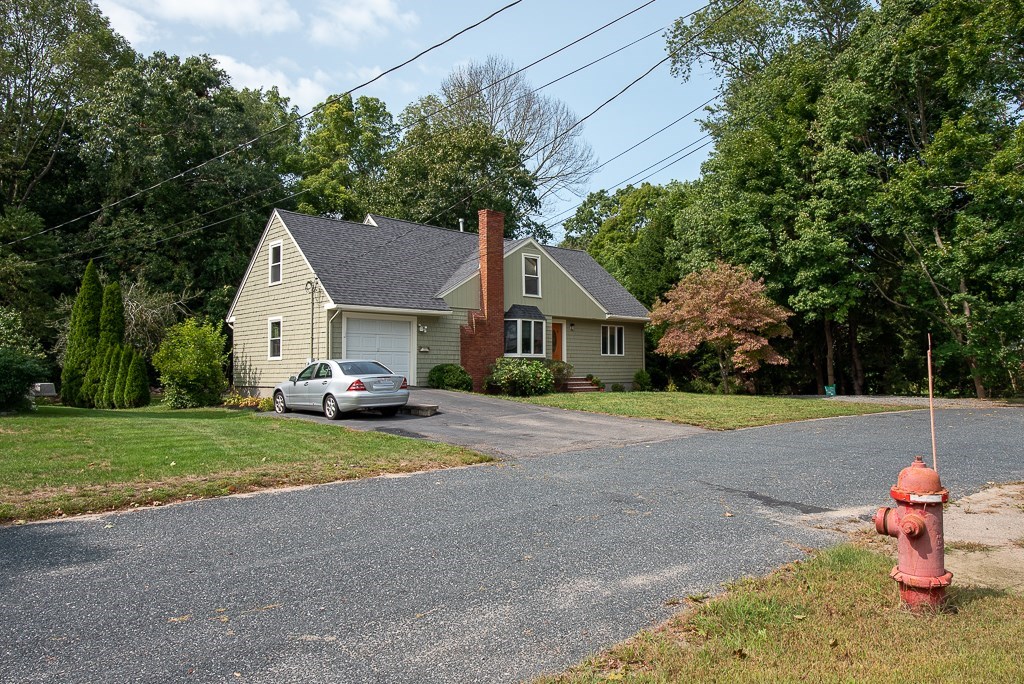 54 Carmel Circle Bridgewater, MA 02324 - Photo 2 of 25