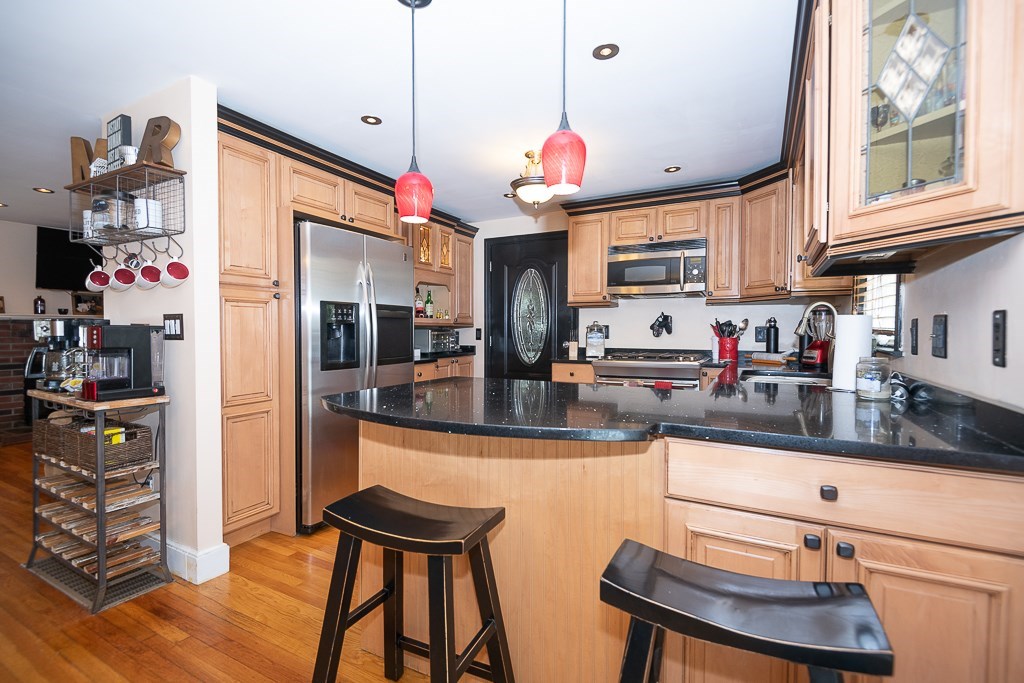 54 Carmel Circle Bridgewater, MA 02324 - Photo 5 of 25