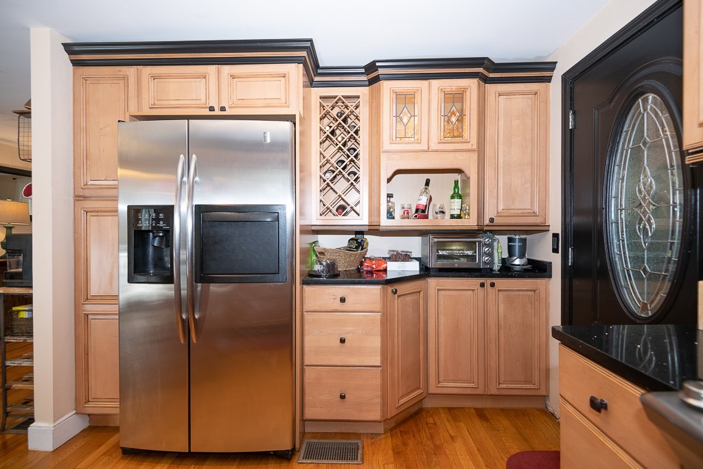 54 Carmel Circle Bridgewater, MA 02324 - Photo 6 of 25