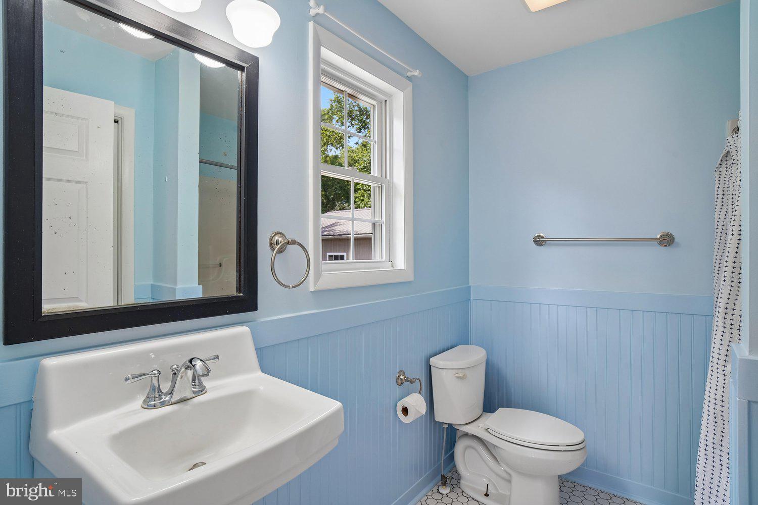 7496 Parsonsburg Road Parsonsburg, MD 21849 - Photo 29 of 60 Primary Bath