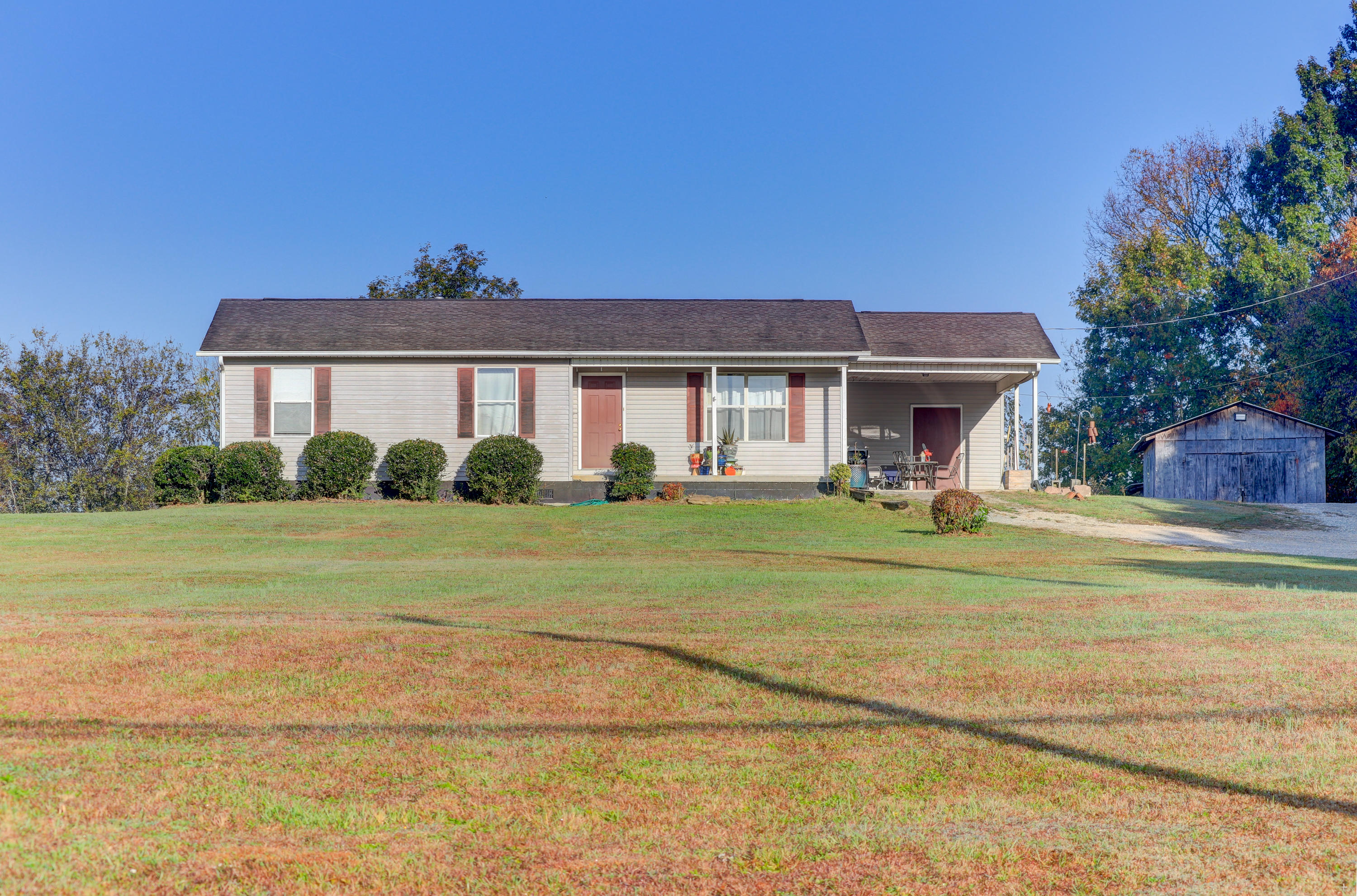 4923 East Emory Road Knoxville, TN 37938 - Photo 4 of 21 Positive Perceptions-1