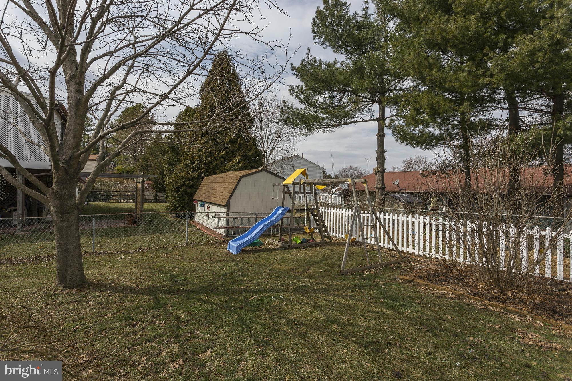820 Uniontown Road Westminster, MD 21158 - Photo 22 of 25 Exterior (Rear)
