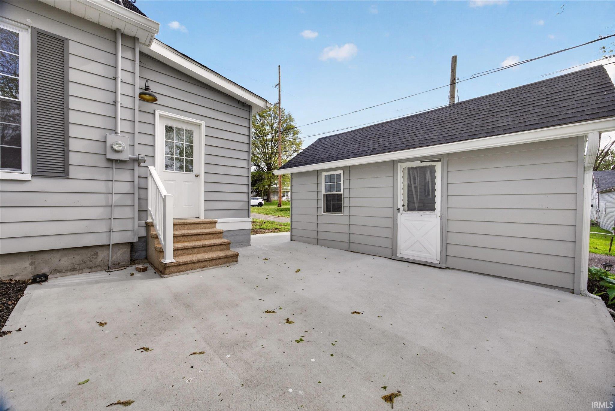 1005 East Walnut Street Washington, IN 47501 - Photo 28 of 31
