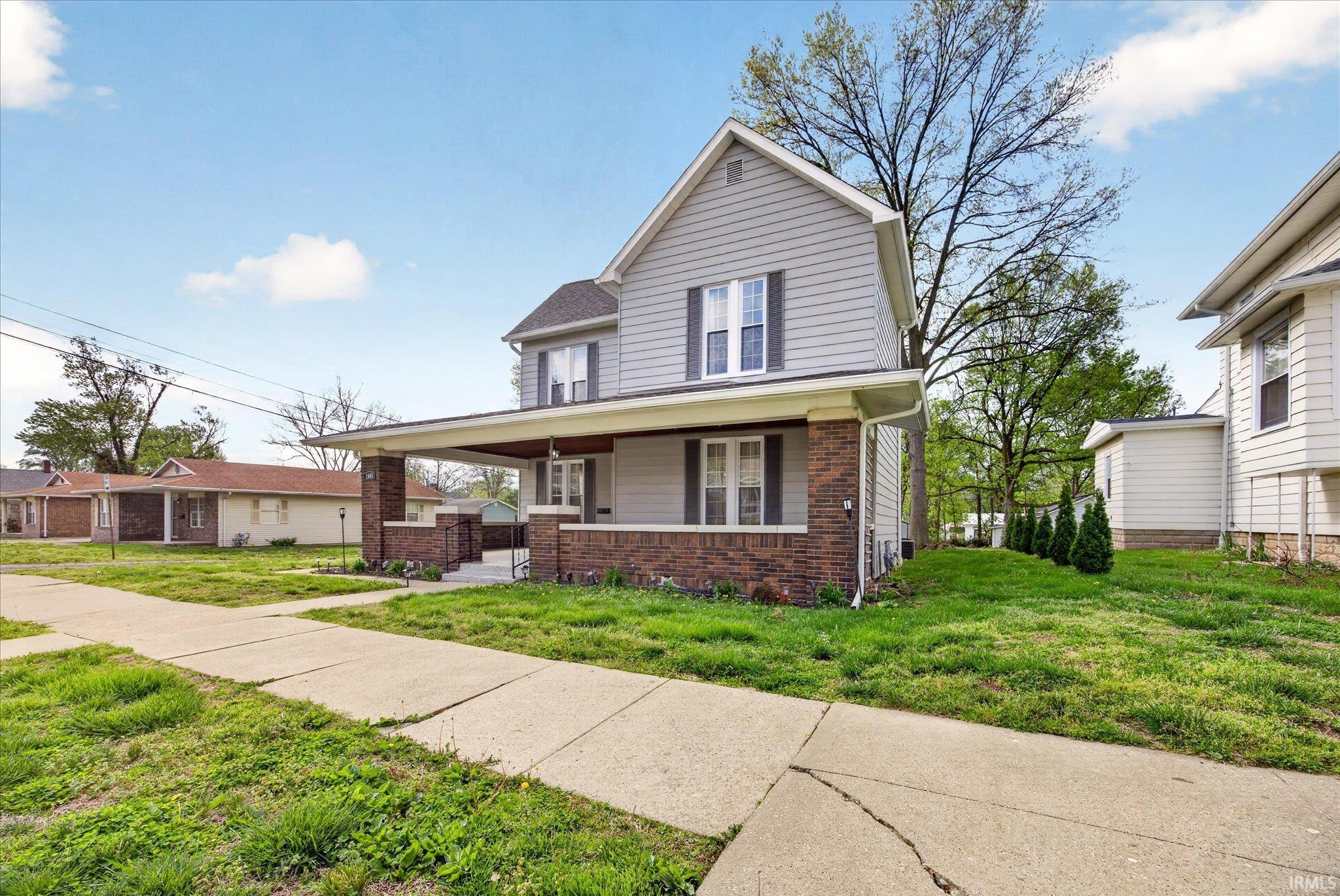1005 East Walnut Street Washington, IN 47501 - Photo 4 of 31