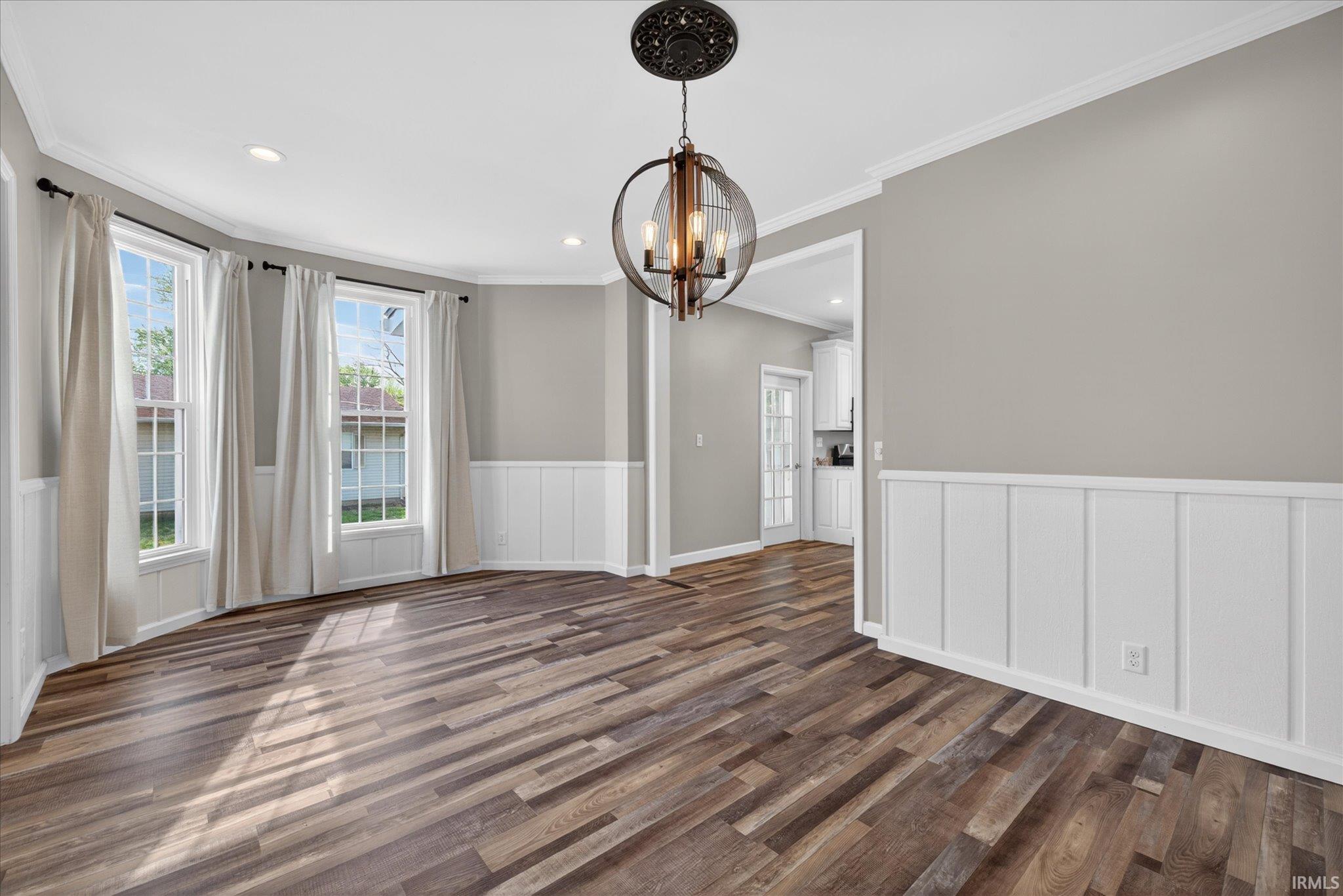 1005 East Walnut Street Washington, IN 47501 - Photo 10 of 31