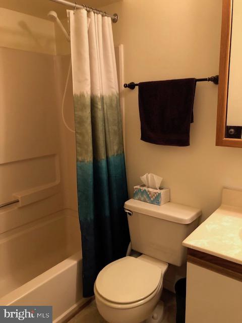 8341 Montgomery Run Road, Unit J Ellicott City, MD 21043 - Photo 32 of 39 Hall bathroom