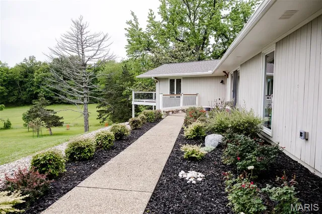 $645,000 | 11 Dumaine Street, Cape Girardeau, MO 63701