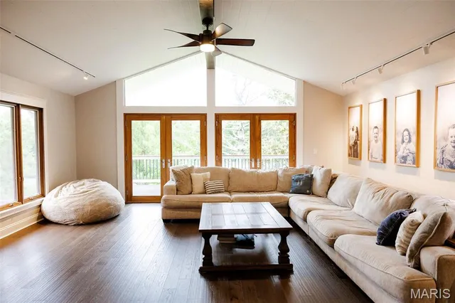 $645,000 | 11 Dumaine Street, Cape Girardeau, MO 63701