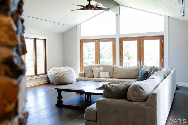 $645,000 | 11 Dumaine Street, Cape Girardeau, MO 63701