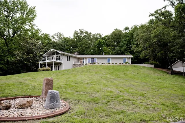 $645,000 | 11 Dumaine Street, Cape Girardeau, MO 63701