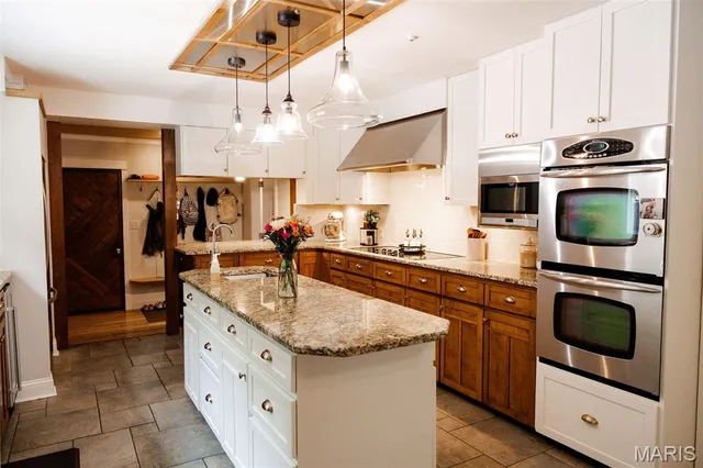 $645,000 | 11 Dumaine Street, Cape Girardeau, MO 63701