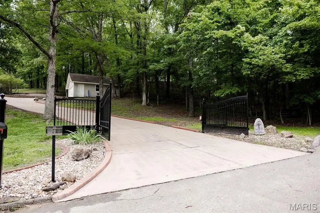 $645,000 | 11 Dumaine Street, Cape Girardeau, MO 63701