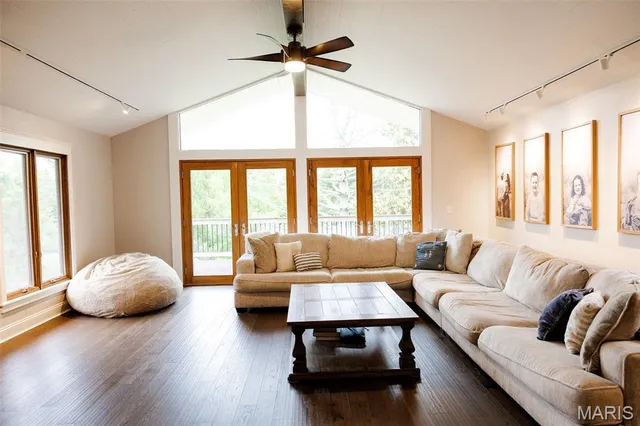 $645,000 | 11 Dumaine Street, Cape Girardeau, MO 63701