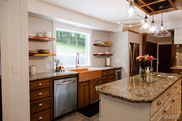 $645,000 | 11 Dumaine Street, Cape Girardeau, MO 63701