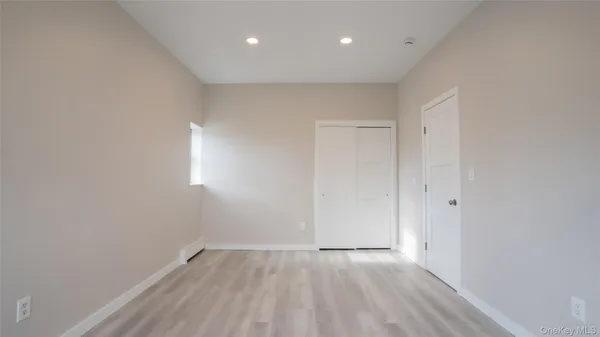 $3,950 | 4001 Broadway, Island Park, NY 11558