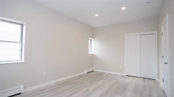 $3,950 | 4001 Broadway, Island Park, NY 11558